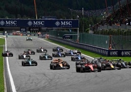 Alonso endereza el rumbo en el show del ingeniero de Verstappen