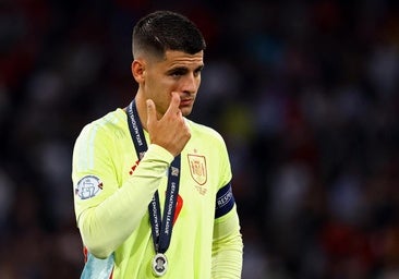 La mala suerte y las redes sociales se ceban con Morata