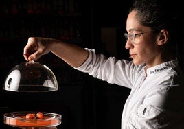 Taller : así es la cocina de Sara Ferreres en el estrella Michelin de la diseñadora Amaya Arzuaga
