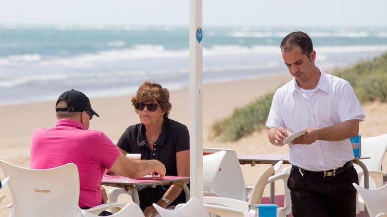 El sector hotelero de Huelva, pendiente de las reservas de última hora para mejorar los datos del verano de 2024
