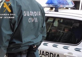 Prisión para el detenido que agredió a cuatro guardias civiles en Chiclana a las horas de salir en libertad